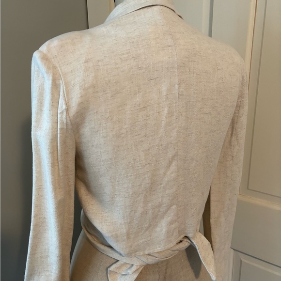 Crop Wrap Blazer - Picture 4 of 7